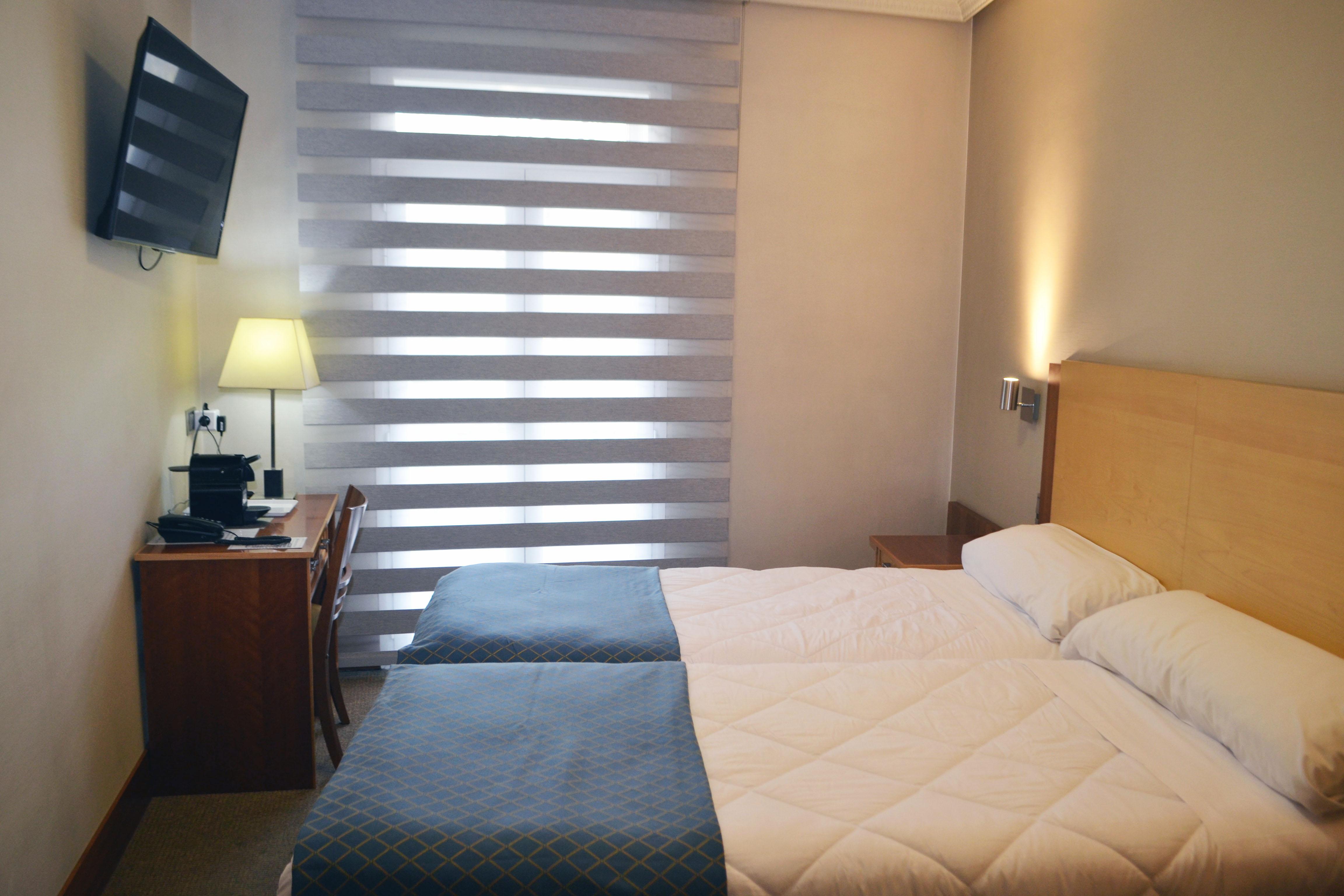 Itc Mora By Soho Boutique Hotel Madrid Bagian luar foto