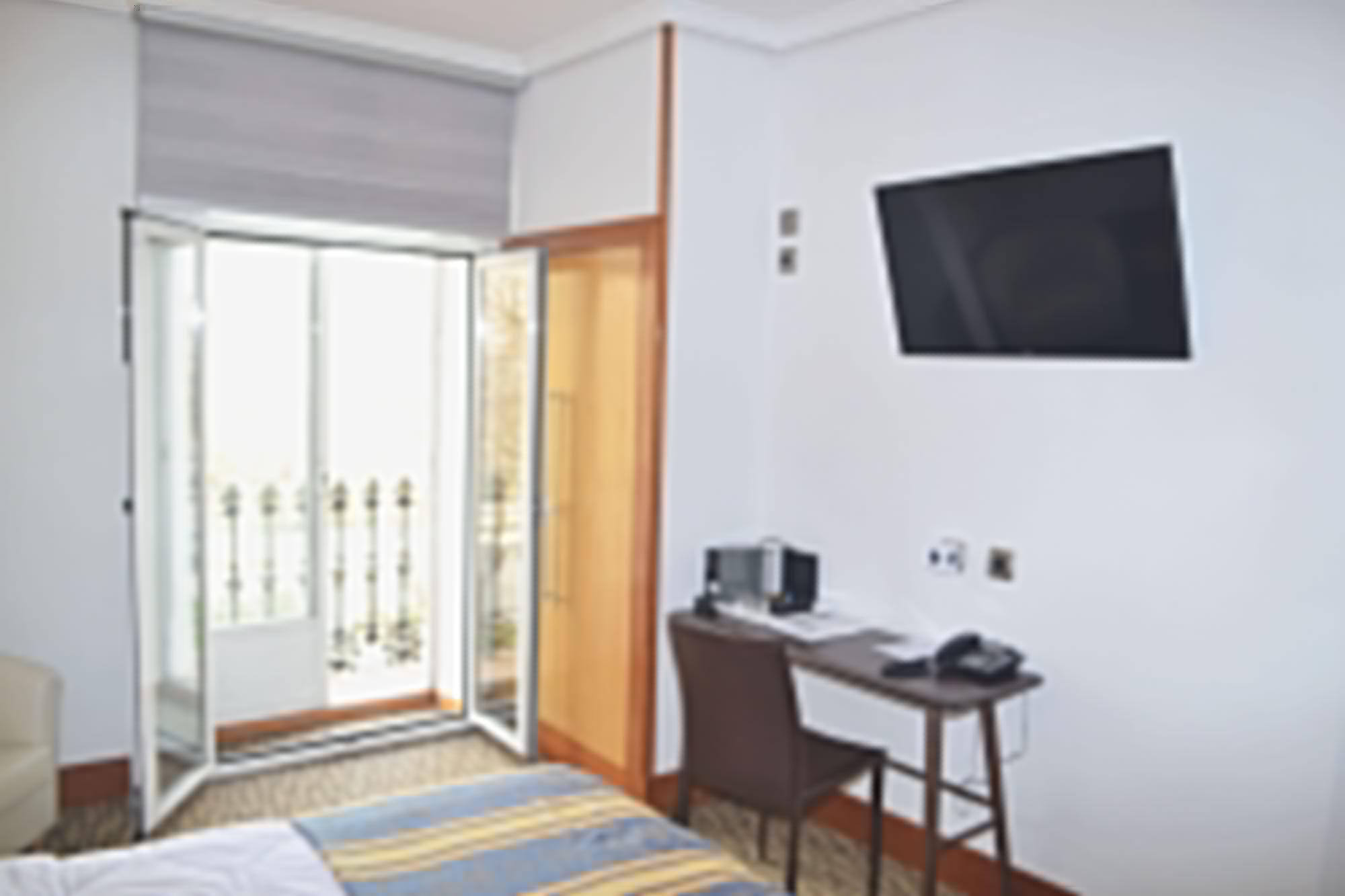 Itc Mora By Soho Boutique Hotel Madrid Bagian luar foto