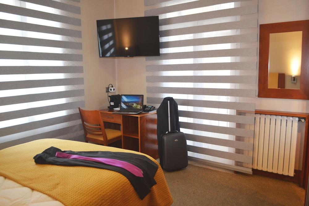 Itc Mora By Soho Boutique Hotel Madrid Bagian luar foto