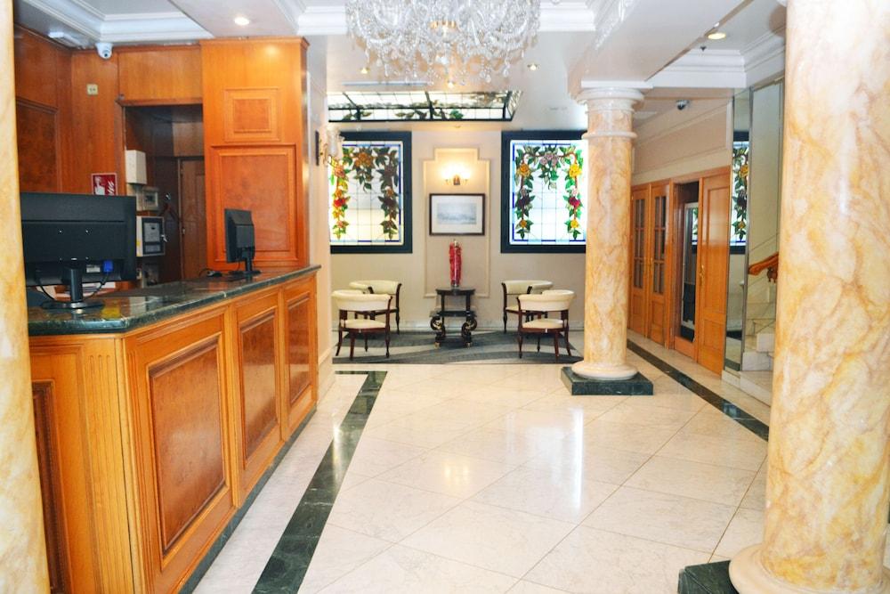 Itc Mora By Soho Boutique Hotel Madrid Bagian luar foto