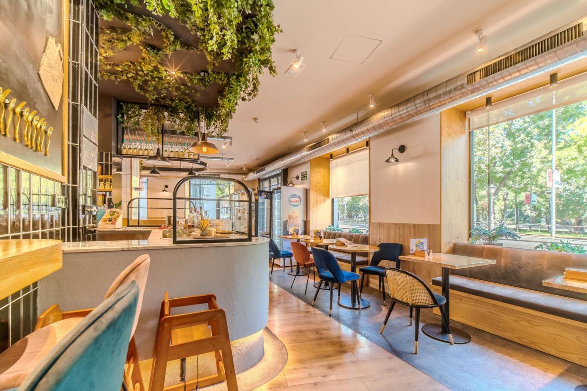 Itc Mora By Soho Boutique Hotel Madrid Bagian luar foto