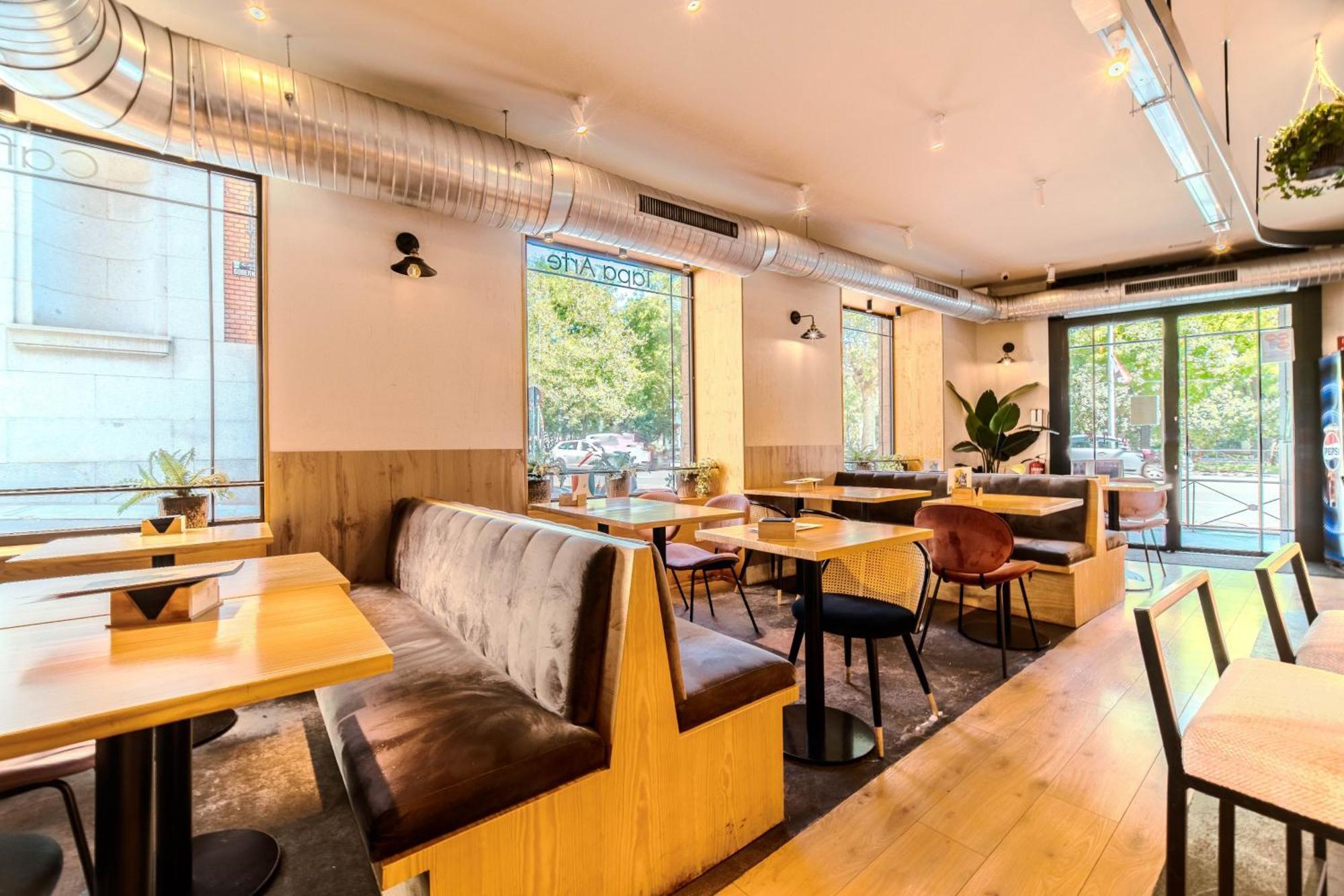 Itc Mora By Soho Boutique Hotel Madrid Bagian luar foto