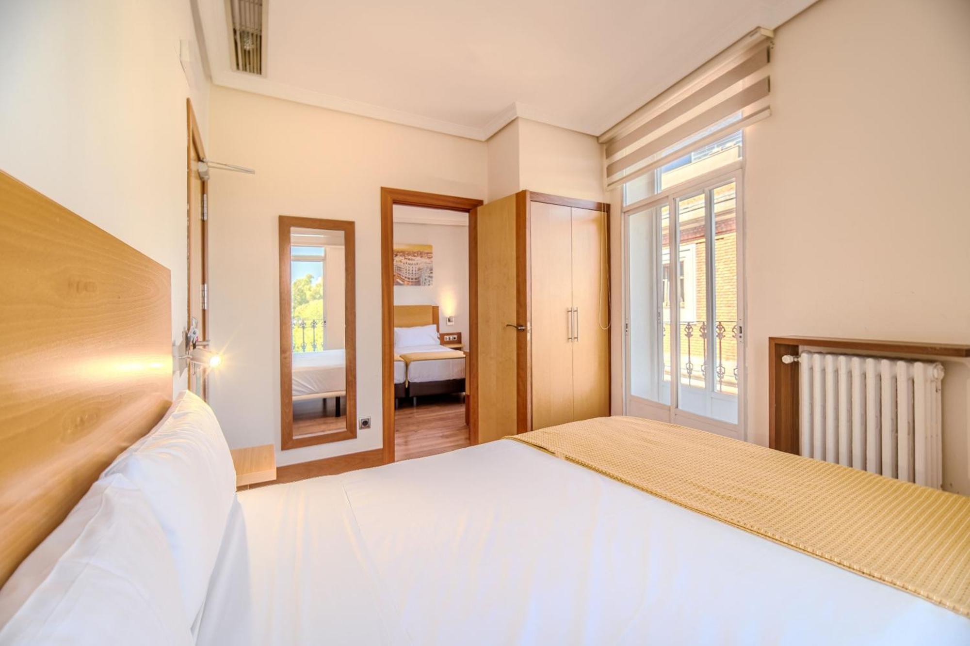 Itc Mora By Soho Boutique Hotel Madrid Bagian luar foto
